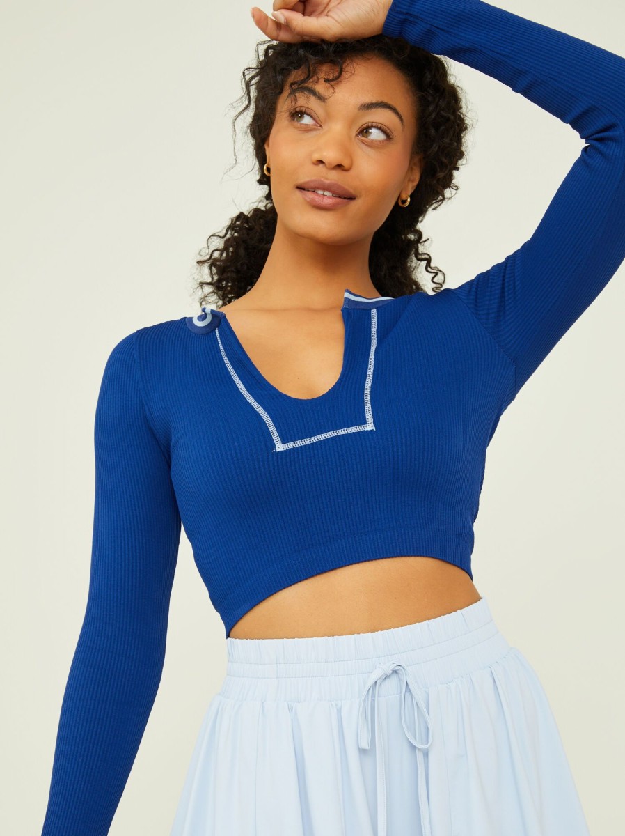 Clothing Revival | Love Triangle Cropped Top